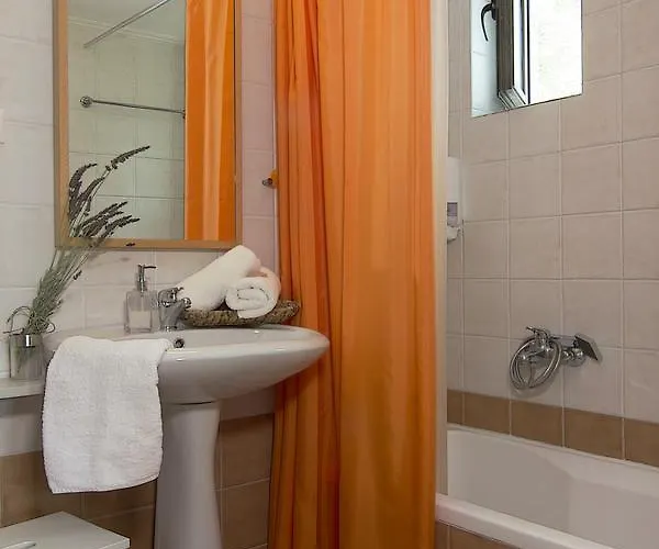 Kripia * Кардамили