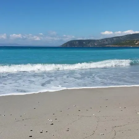 בית נופש Kripia קרדמילי