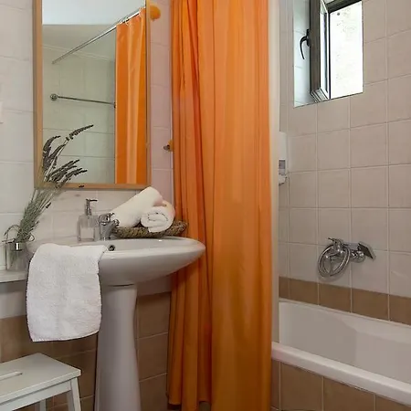 Kripia * קרדמילי